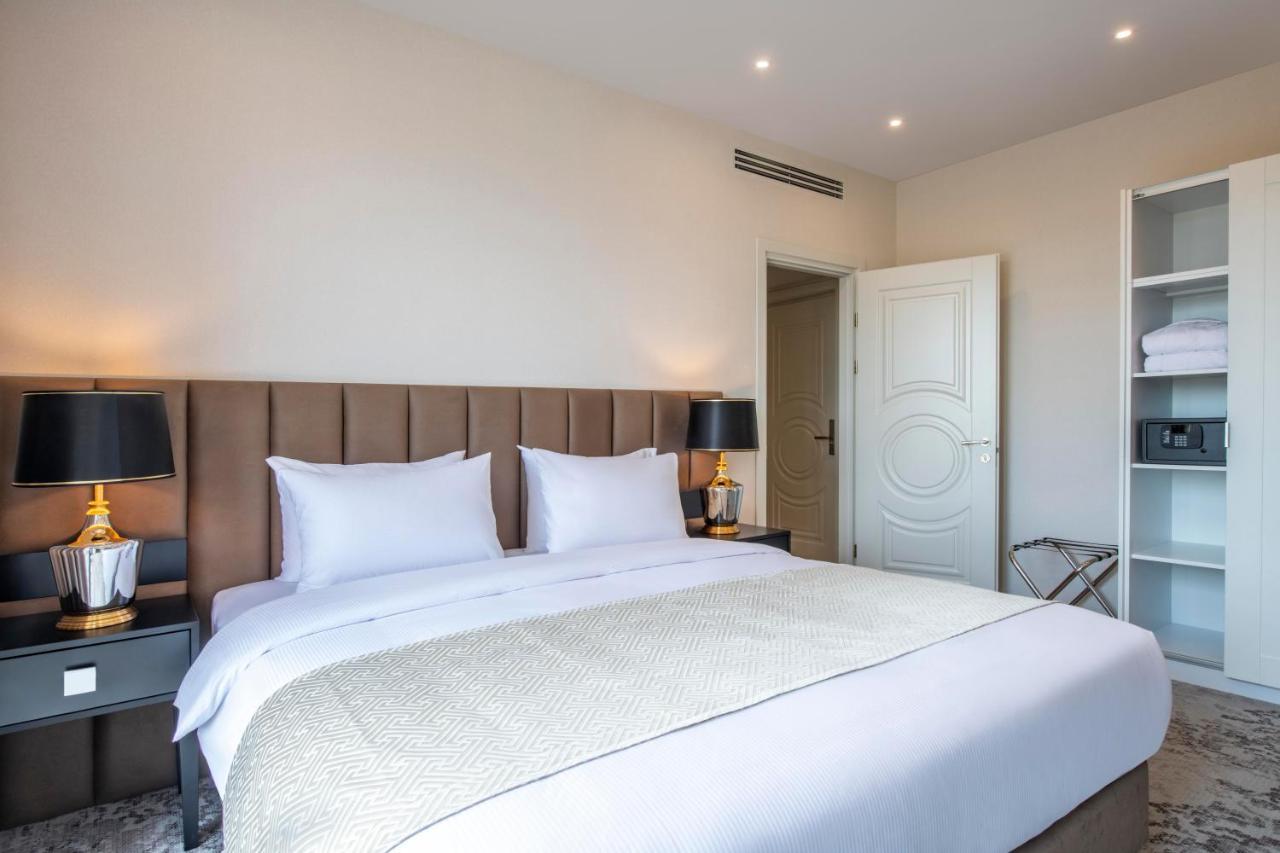 Mosavali Hotel 4*